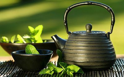 NHÂN SINH TRONG MỘT TÁCH TRÀ