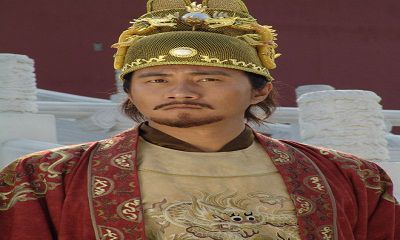 HOÀNG ĐẾ KHAI QUỐC CHU NGUYÊN CHƯƠNG